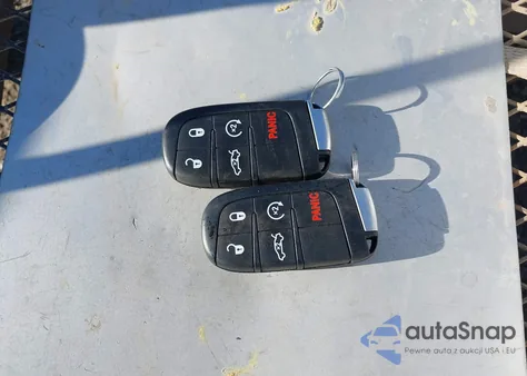 2021 Dodge Challenger R/T Scat Pack z USA, uszkodzony, nr VIN 2C3CDZFJ4MH673708